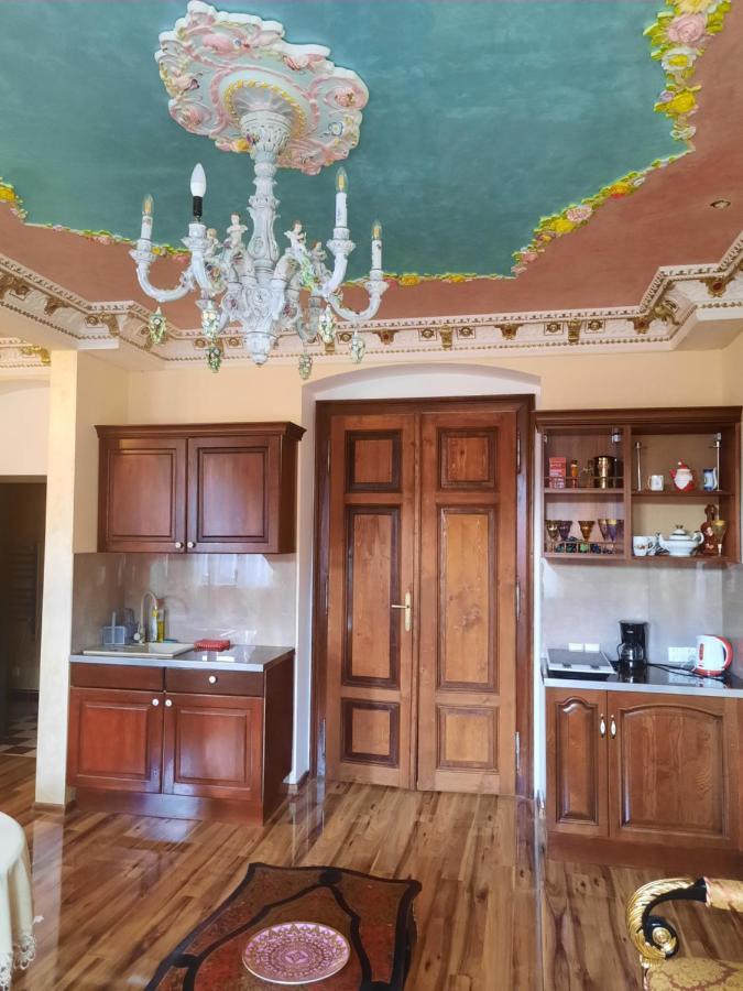 Fantasy Apartment Карлови Вари Екстериор снимка