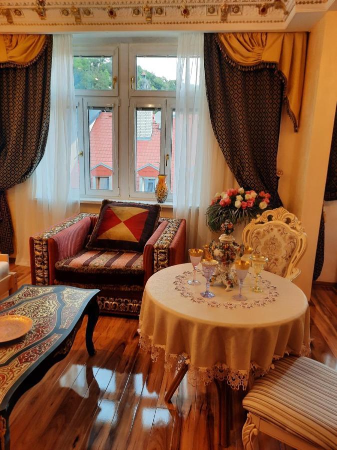 Fantasy Apartment Карлови Вари Екстериор снимка